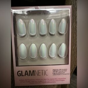 Glamnetic Moonlight Press-On Nails